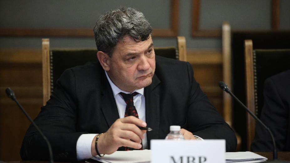 Президентството е изпратило официален отказ за освобождаването на главния секретар