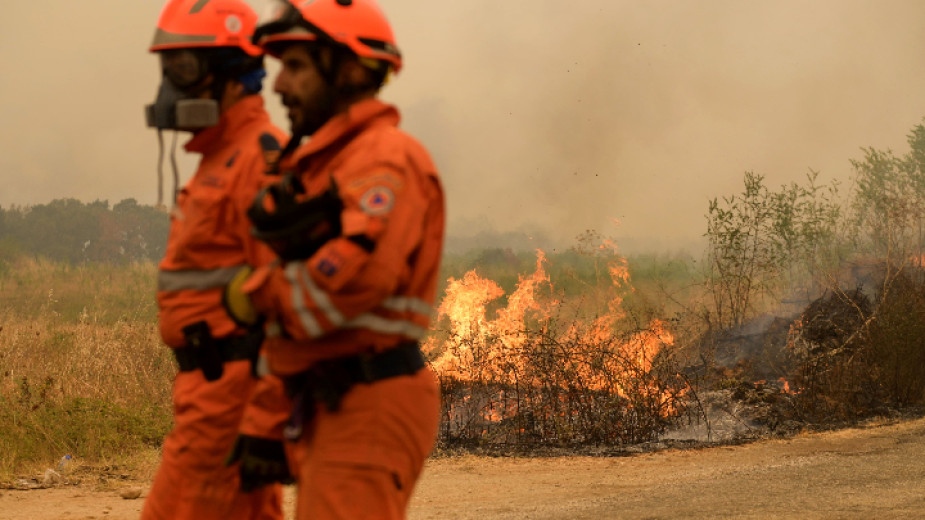 Дебати в гръцкия парламент за причините за унищожителните пожари това
