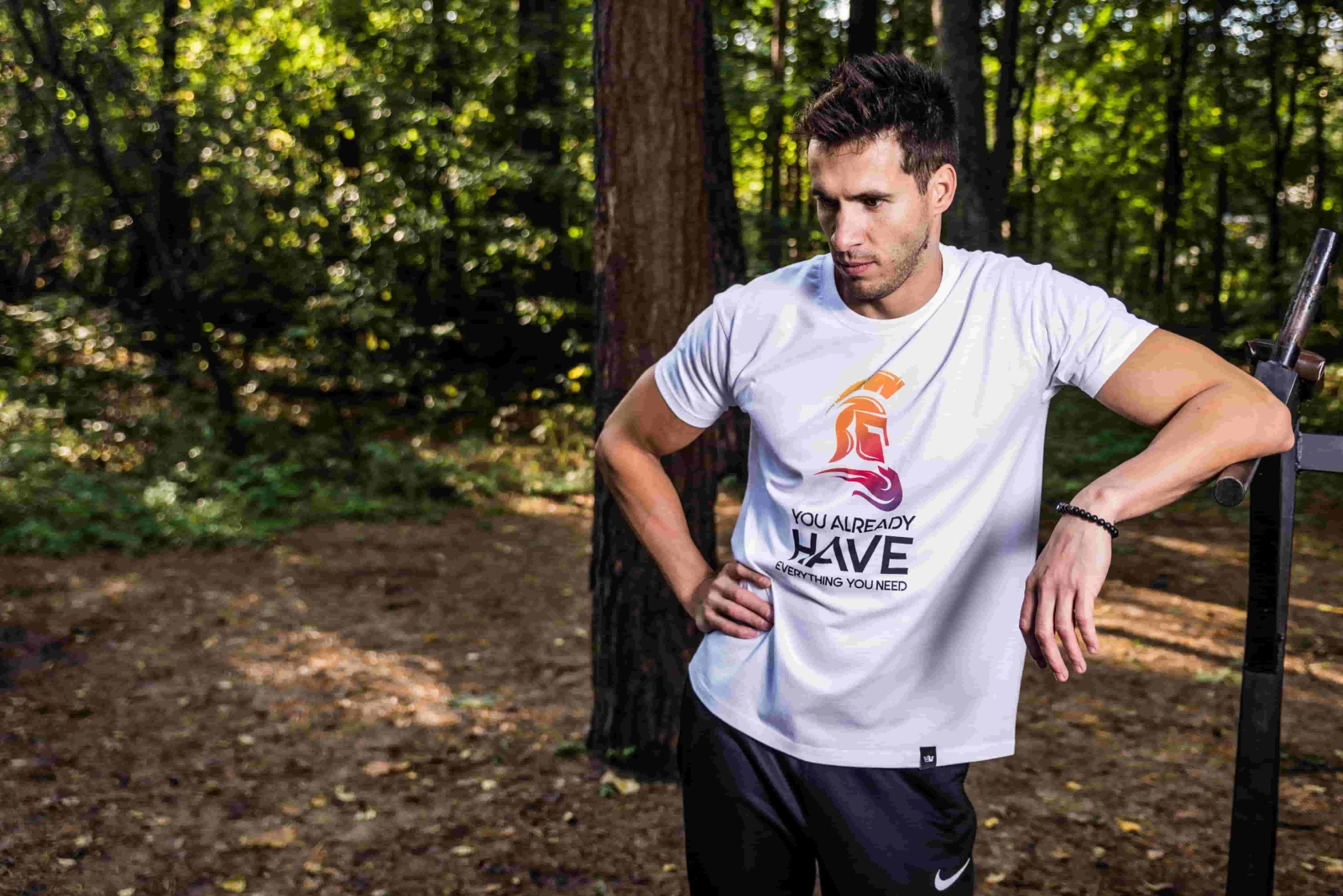 Мотивационните лозунги върху тениски се превърнаха в популярна тенденция в