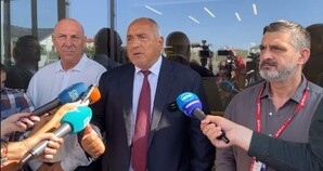 Лидерът на ГЕРБ Бойко Борисов е на посещение в бургаската болница