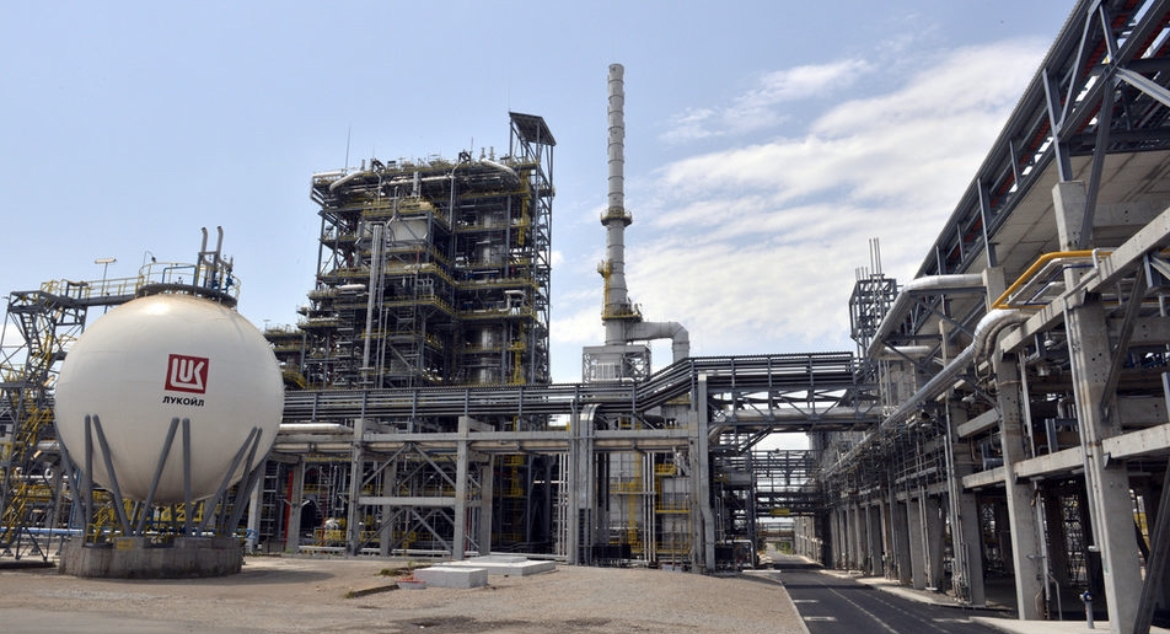 Лукойл Нефтохим все още не е внесъл средства във Фонда