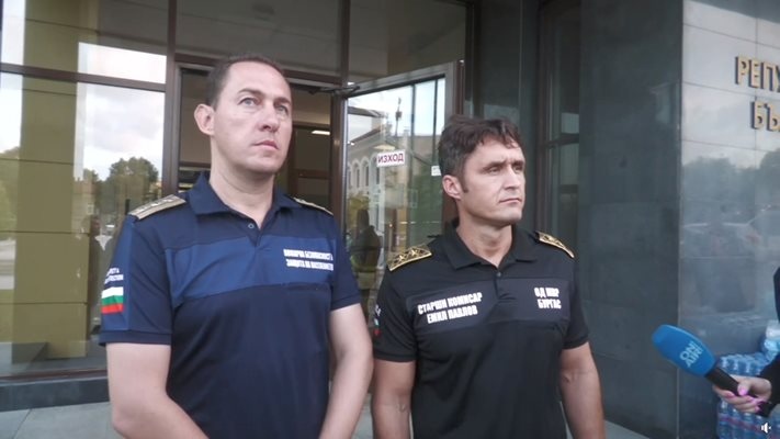 И мъж е имало в колата в която са се