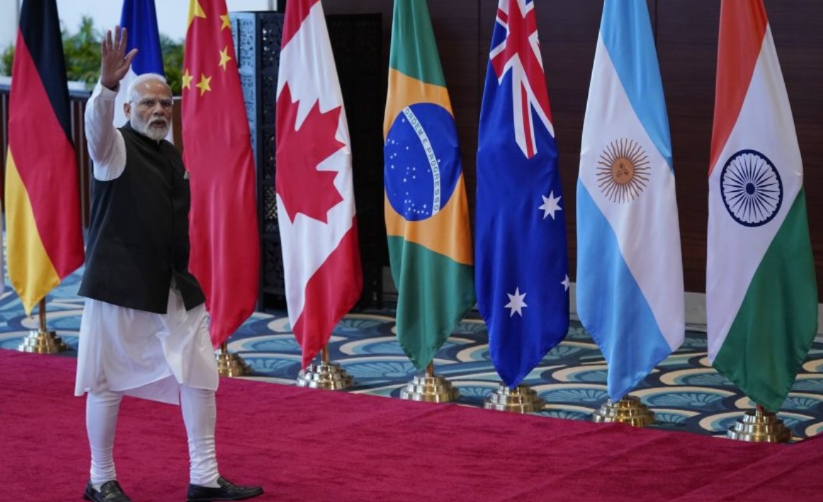 Индийският премиер Нарендра Моди произнася встъпителната си реч с която