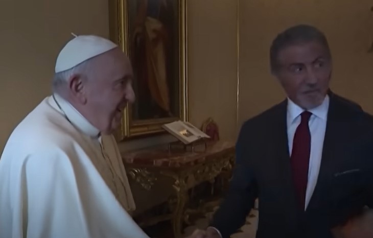 Папа Франциск прие известния актьор Силвестър Сталоун и семейството му