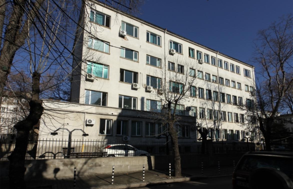 Законна и открита процедура за избор на изпълнителен директор