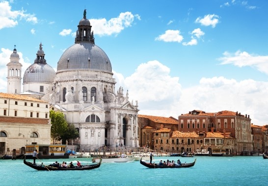 Очаква се Венеция да одобри такса от 5 евро на