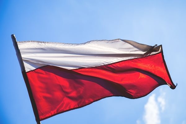 Полското правителство призова ЕС да удължи забраната за внос на