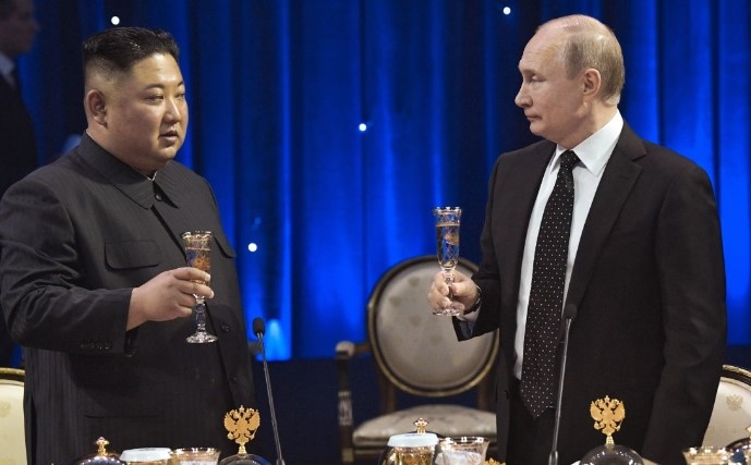 Срещата между руския президент и севернокорейския лидер приключи и Ким
