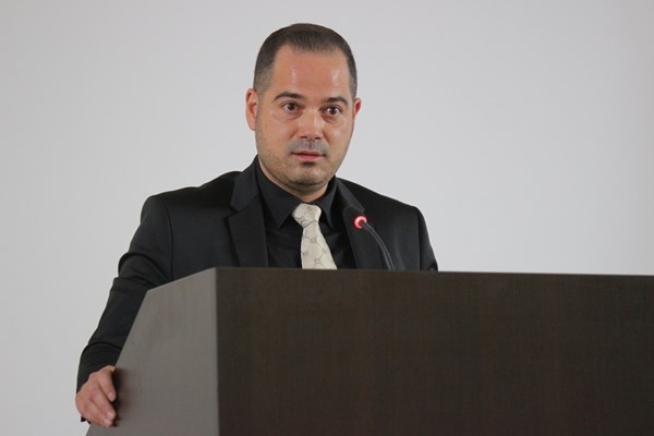 Преди няколко дни пристигна документът относно забраната за пресичане на