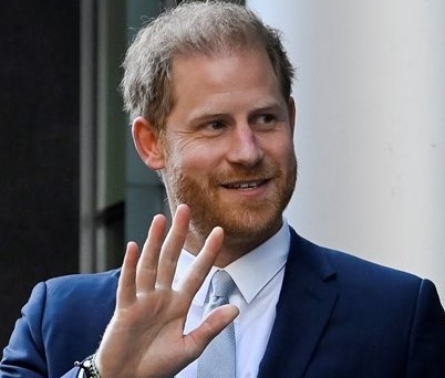 Принц Хари британският херцог на Съсекс навърши 39 години Роден през 1984