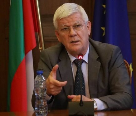 Земеделският министър Кирил Вътев в интервю пред Соня Колтуклиева в