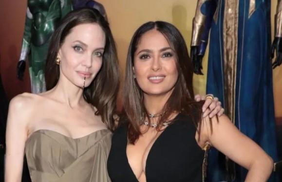 Салма Хайек сериозно се е заела със задачата да го