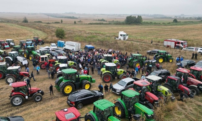 Меморандумът който правителството изпрати до протестиращите земеделци ги устройва Протестът