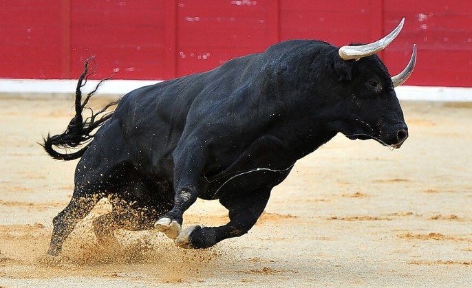 Мъж загина а негов приятел беше тежко ранен по време