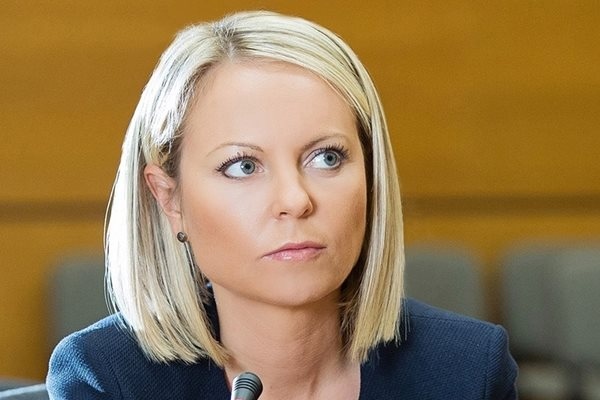 Не си спомням някой да се е отказвал от политиката