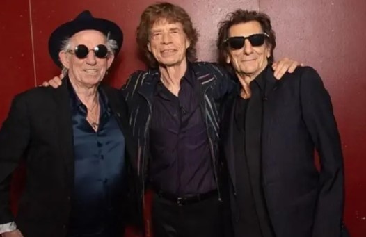 Група Ролинг стоунс обяви че в четвъртък ще издаде сингъла