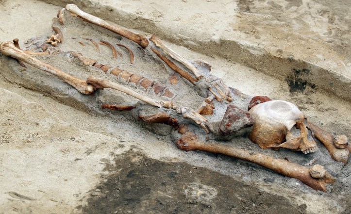 Археолози изровиха останките на шестгодишно дете, като са успели да