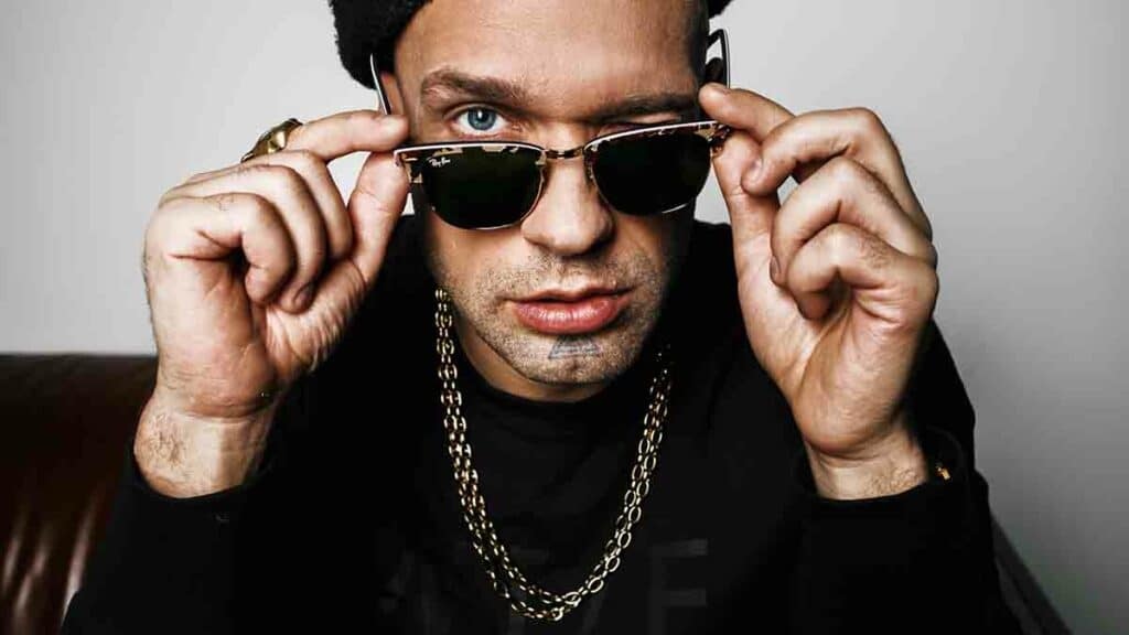 Руският рапър Андрей Меншиков Лигалайз Ligalize съобщи в социалните мрежи че