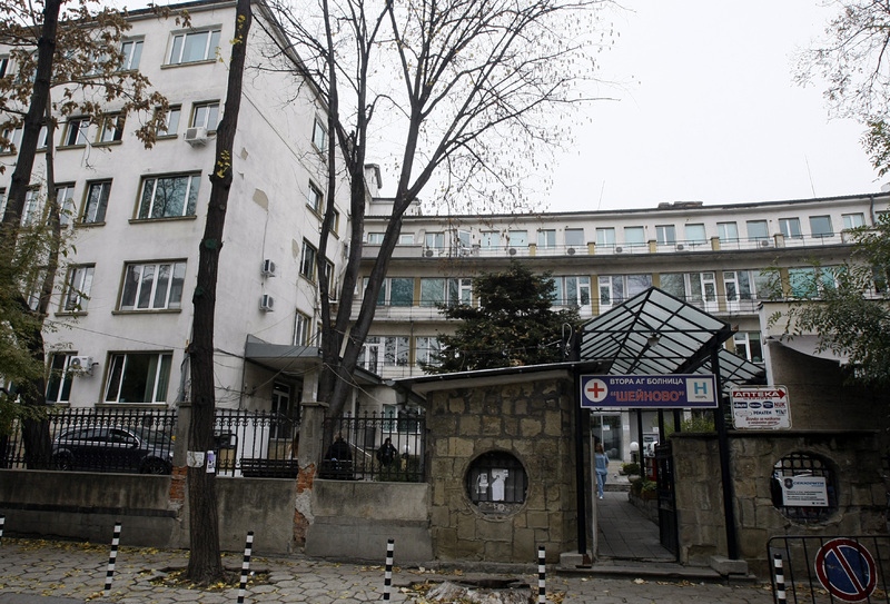 Разследването за разменените бебета е спряно, съобщиха от Софийската районна