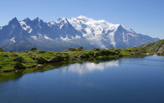 Най високият връх в Западна Европа Монблан е загубил повече