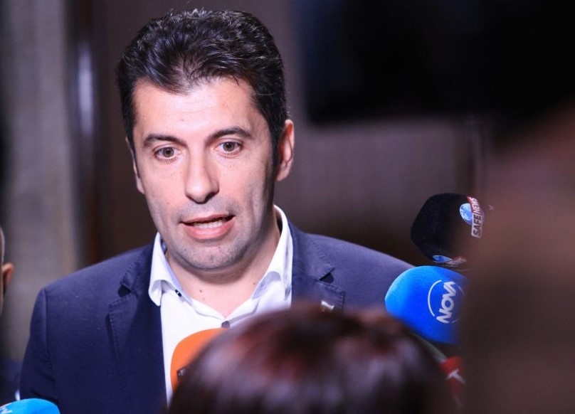 Този вот на недоверие не помага на никого коментира пред