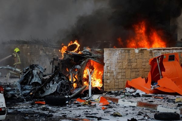 Високопоставен представител на Хамас е убит при израелските удари по