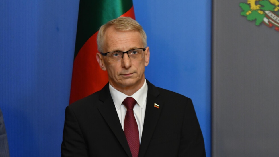 На брифинг след заседанието на Националния контратерористичен център премиерът Николай Денков