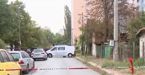 Мъж е бил убит тази нощ в София съобщиха от