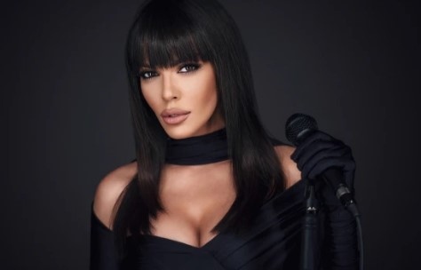 Поп фолк певицата Галена се счита за топ артиста на