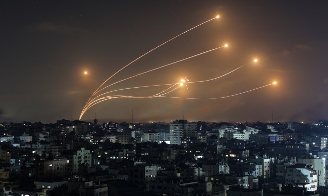 Ситуацията в Израел остава много тревожна Наши сънародници продължават опитите