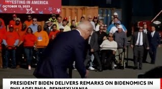 Президентът на САЩ Джо Байдън се спъна два пъти вчера  