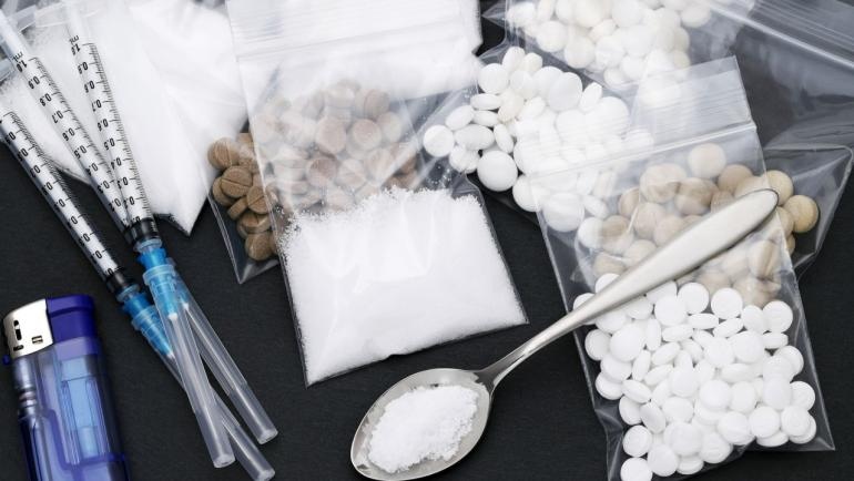 Не учениците не са дилъри Защото това което знаем за