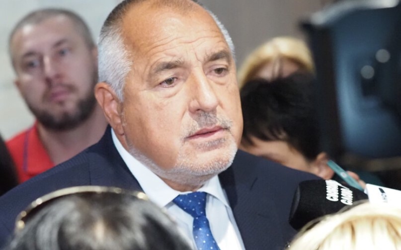 Утре ще има среща на парламентарните групи за Лукойл Прокрадва се