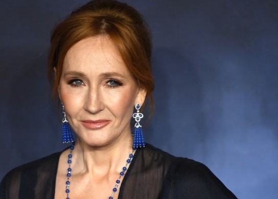 Джоан Ро̀улинг известната авторка на Хари Потър заяви че