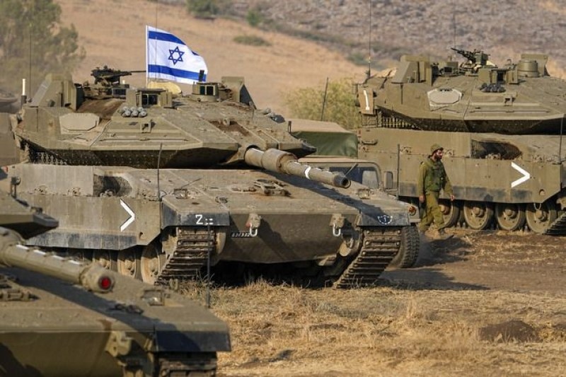 Израелските въоръжени сили днес заявиха, че техни сухопътни сили снощи