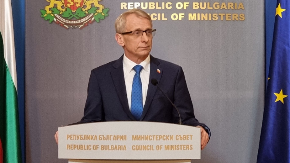 Министър председателят Николай Денков заминава днес на първо официално посещение във