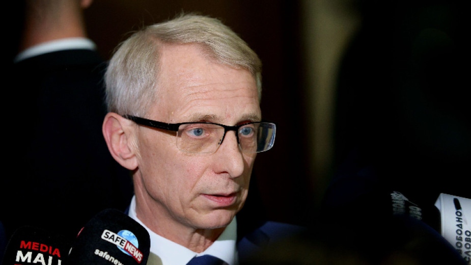 Два дни преди изборите да се прави заседание на Народното