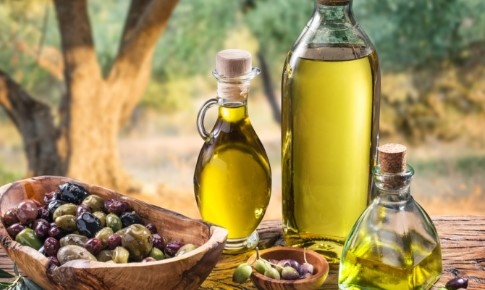 Първата тазгодишна продукция на зехтин достига цена която е със