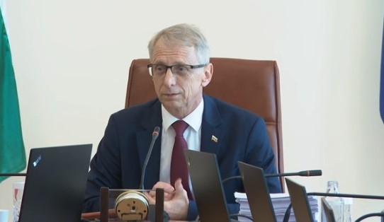 Премиерът поздрави всички граждани с Деня на народните будители преди