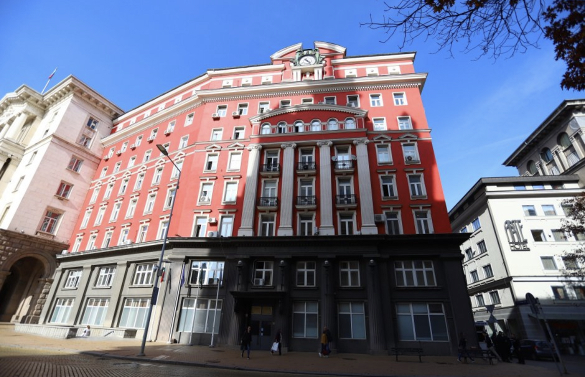 Индийски граждани се оплакаха в посолството на Индия в България