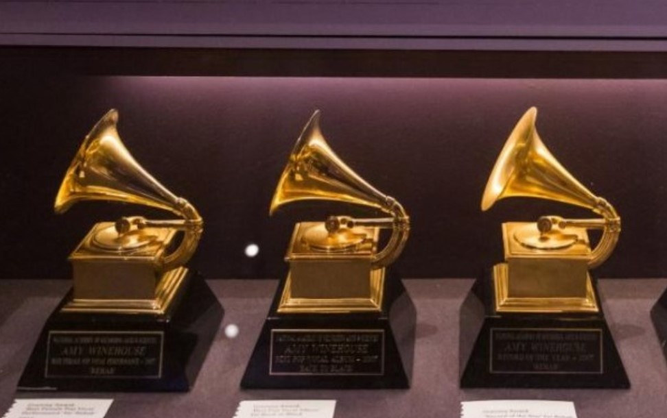 Националната звукозаписна академия в САЩ обяви номинациите си за наградите
