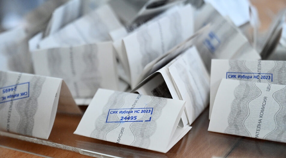 Покрай суматохата около местните избори се оказа че на политическата