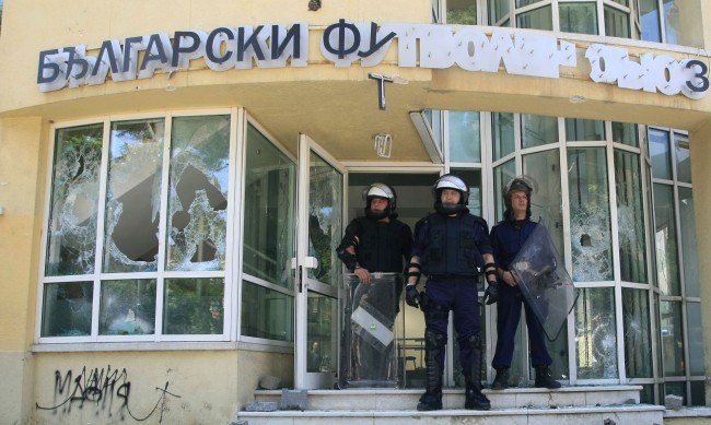 След като стана ясно че от УЕФА са уведомили унгарската