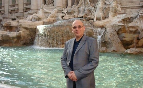 Внезапно почина журналистът Васил Захариев Дълги години той бе директор