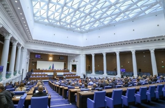 Народното събрание отхвърли законопроекта за отпадане на дерогацията в срок