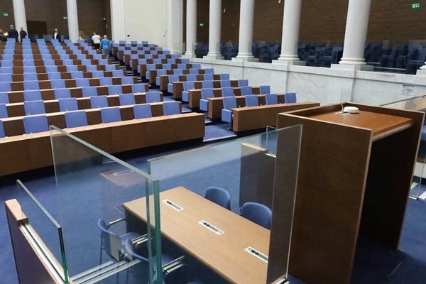 След като вчера БСП отказваха да се регистрират днес дадоха