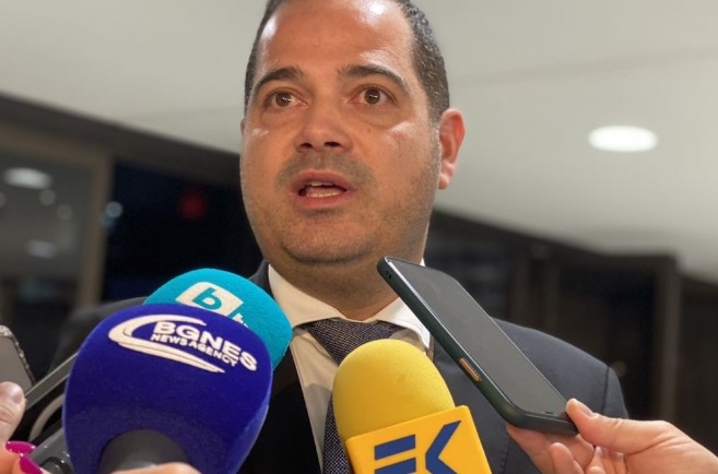 Вътрешният министър Калин Стоянов заяви на брифинг че няма да