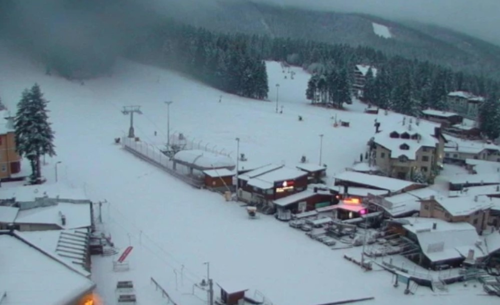 Любителите на зимните спортове могат да се зарадват Зимата пристигна