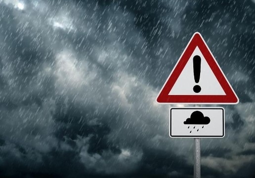 Предупреждения за опасно време: Мощен циклон вилнее над България