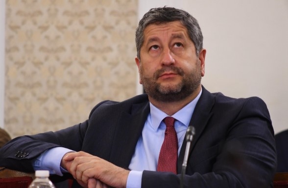 Това е втори вот от страна на силите които се